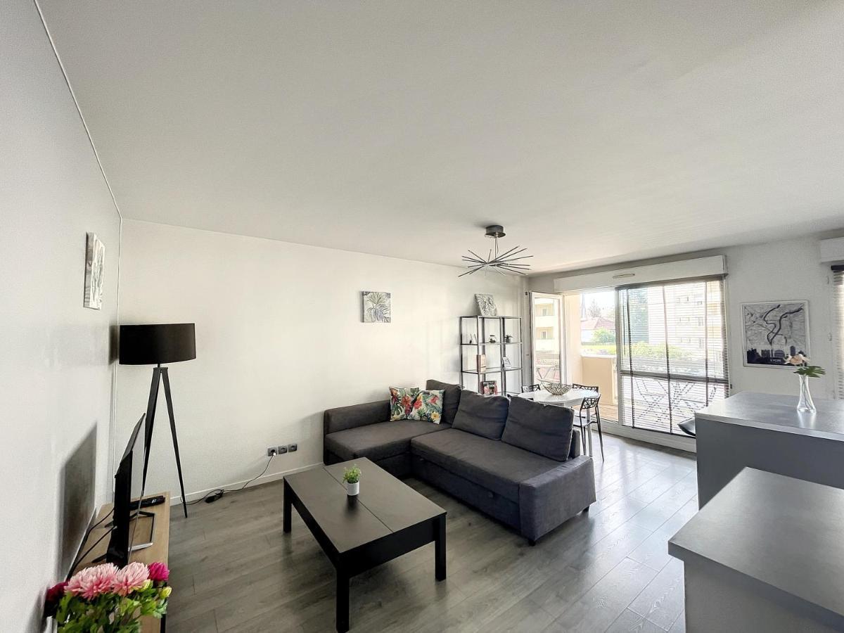 City & Cosy, Lyon Charcot- Wifi - Lave Linge - Balcon - Parking المظهر الخارجي الصورة