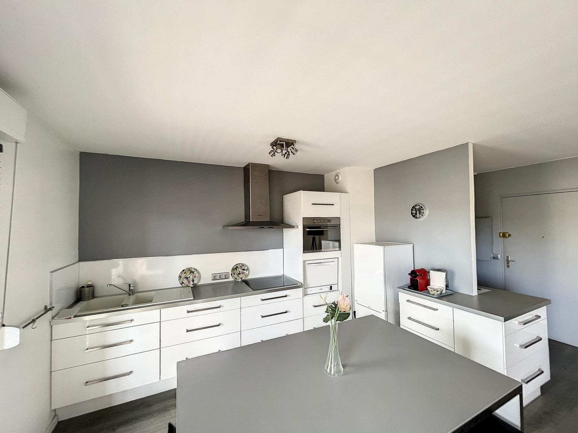 City & Cosy, Lyon Charcot- Wifi - Lave Linge - Balcon - Parking المظهر الخارجي الصورة